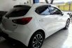 Jawa Timur, jual mobil Mazda 2 R 2016 dengan harga terjangkau 3