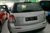 Dijual mobil Suzuki SX4 X-Over 2007 bekas, DI Yogyakarta 6
