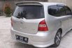 Mobil Nissan Grand Livina 2013 Highway Star terbaik di Banten 4