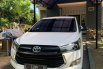 Jual cepat Toyota Venturer 2018 di Jawa Timur 2
