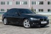 Jual mobil BMW 3 Series 320i Sport AT 2015 bekas di Jawa Timur 6