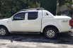 Mobil Nissan Navara Sports Version 2014 terawat di DIY Yogyakarta 4