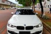 Dijual Mobil BMW 3 Series 328i 2013 dengan harga murah di DKI Jakarta 9