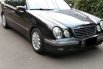 Mobil Mercedes-Benz E-Class E240 2001 terawat di DKI Jakarta 1