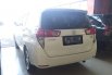 Jual mobil Toyota Kijang Innova 2.0 G 2016 bekas di Jawa Barat 4