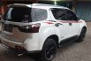 Jawa Barat, Isuzu MU-X 2017 kondisi terawat 1