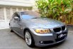 Mobil BMW 3 Series 320i LCI EXECUTIVE E90 2011 terawat di DKI Jakarta 3