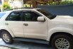 Mobil Toyota Fortuner 2012 G dijual, Jawa Barat 4