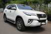 Jual cepat mobil Toyota Fortuner VRZ 2017 terawat di DKI Jakarta 3