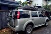 Jual cepat Ford Everest XLT 2010 di Riau 18