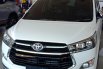 Jawa Timur, dijual mobil Toyota Venturer 2019 terbaik  2