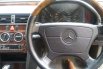 Dijual mobil bekas Mercedes-Benz C-Class C200, Jawa Barat  12