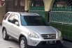 Mobil Honda CR-V 2006 2.0 terbaik di Jawa Barat 2