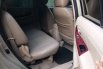 Jual mobil bekas murah Toyota Kijang Innova V 2004 di Jawa Tengah 2