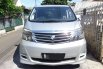 Mobil Toyota Alphard 2006 V dijual, Jawa Barat 5