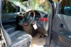 Mobil Toyota Alphard 2010 dijual, Jawa Timur 9