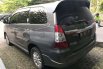 Dijual mobil bekas Toyota Kijang Innova V Luxury, Riau  2