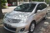 Mobil Nissan Grand Livina 2012 XV terbaik di DIY Yogyakarta 1