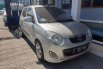 Jawa Timur, jual mobil Kia Picanto 2010 dengan harga terjangkau 5