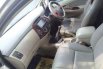 Jual Toyota Kijang Innova G Luxury 2005 harga murah di Lampung 2