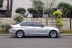 Jual cepat BMW 3 Series 320i 2013 bekas di DKI Jakarta 2