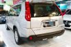 Mobil Nissan X-Trail 2009 2.0 terbaik di Jawa Timur 4