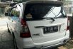 Mobil Toyota Kijang Innova 2012 2.0 G terbaik di Jawa Barat 5