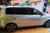 Jual mobil bekas murah Kia Carens 2004 di Jawa Barat 2