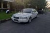 Mobil Volvo S80 2001 dijual, Jawa Timur 5