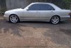 Jual cepat Mercedes-Benz E-Class 260 2001 di Jawa Barat 3