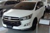 Mobil Toyota Innova Venturer 2019 dijual, Jawa Timur 4