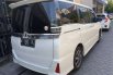 Mobil Toyota Voxy 2018 dijual, Jawa Timur 7