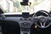 Dijual mobil bekas Mercedes-Benz A-Class A 200, DKI Jakarta  3