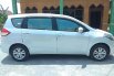 Jual cepat mobil Suzuki Ertiga GL Manual 2017 di Jawa Timur 1