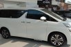 Jawa Timur, dijual mobil Toyota Vellfire G 2019 Bunga 0% 2