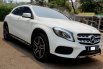 Jual mobil Mercedes-Benz GLA 200 2017 Pakai 2018 terbaik di DKI Jakarta 3