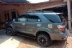 Jual Toyota Fortuner G 2010 harga murah di Lampung 4