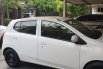 Dijual mobil bekas Daihatsu Ayla M 2015 murah di Jawa Barat 3