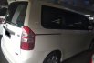 Dijual mobil bekas Toyota NAV1 V 2013, DKI Jakarta 3