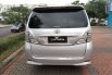 Mobil Toyota Vellfire 2010 V terbaik di Banten 2