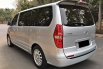 Jual mobil bekas Hyundai H-1 Royale 2012 di DKI Jakarta 4