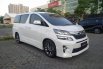 Mobil Toyota Vellfire 2014 Z terbaik di Jawa Timur 1