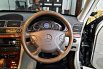 Mobil Mercedes-Benz E-Class 2003 260 dijual, Jawa Barat 7