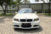 Jual mobil BMW 3 Series 325i 2011 bekas, Jawa Timur 1