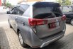 Jual mobil Toyota Kijang Innova 2.0 G AT 2016 terawat di Jawa Barat  3