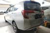 Jawa Barat, dijual mobil Daihatsu Sigra R AT 2018 murah  9
