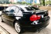 Jual mobil BMW 3 Series 320i 2011 bekas, DKI Jakarta 2