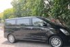 Mobil Hyundai H-1 2012 terbaik di Jawa Tengah 2