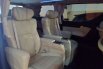 Mobil Toyota Alphard 2017 G dijual, Jawa Timur 5