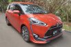 Mobil Toyota Sienta Q 2017 dijual, Jawa Barat  9